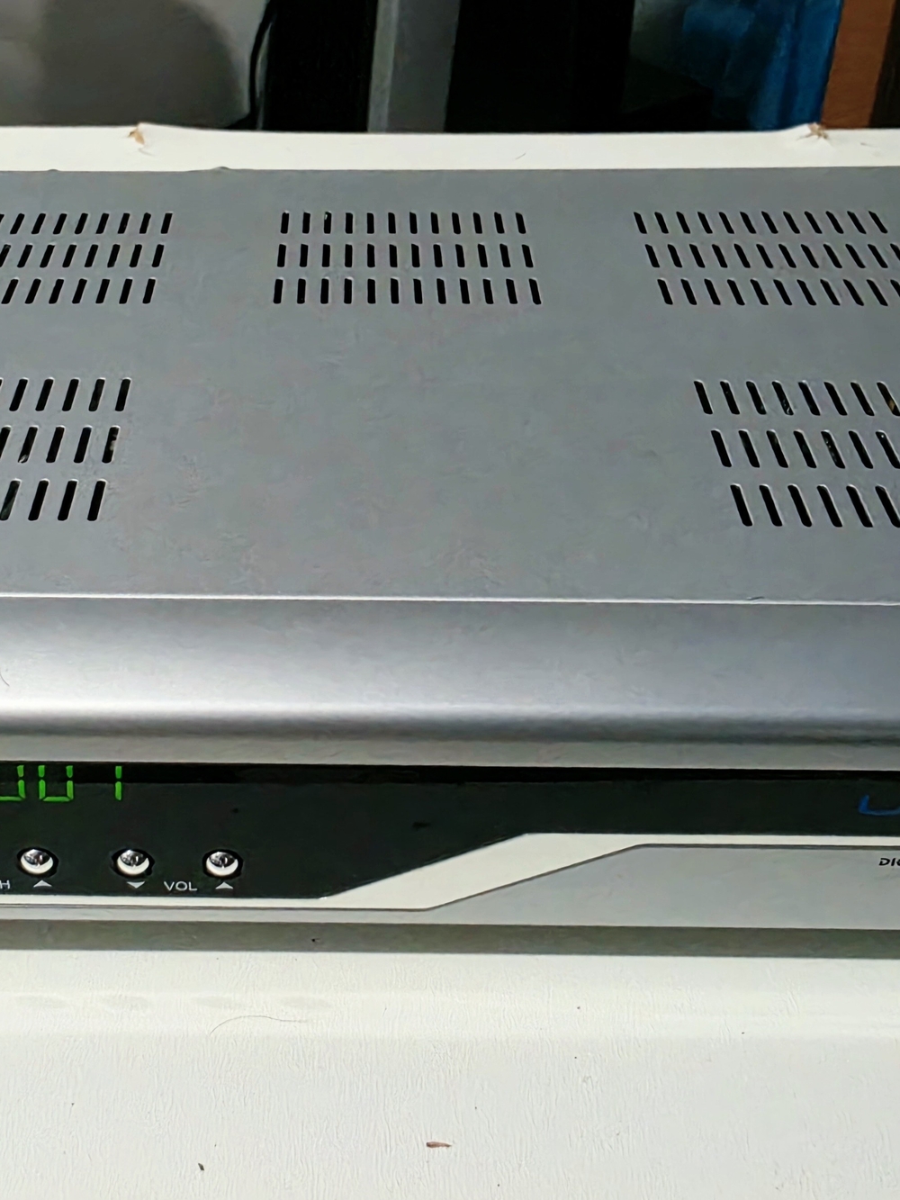 Lite Viewsat VS Platinum Lite Digital Satellite Receiver